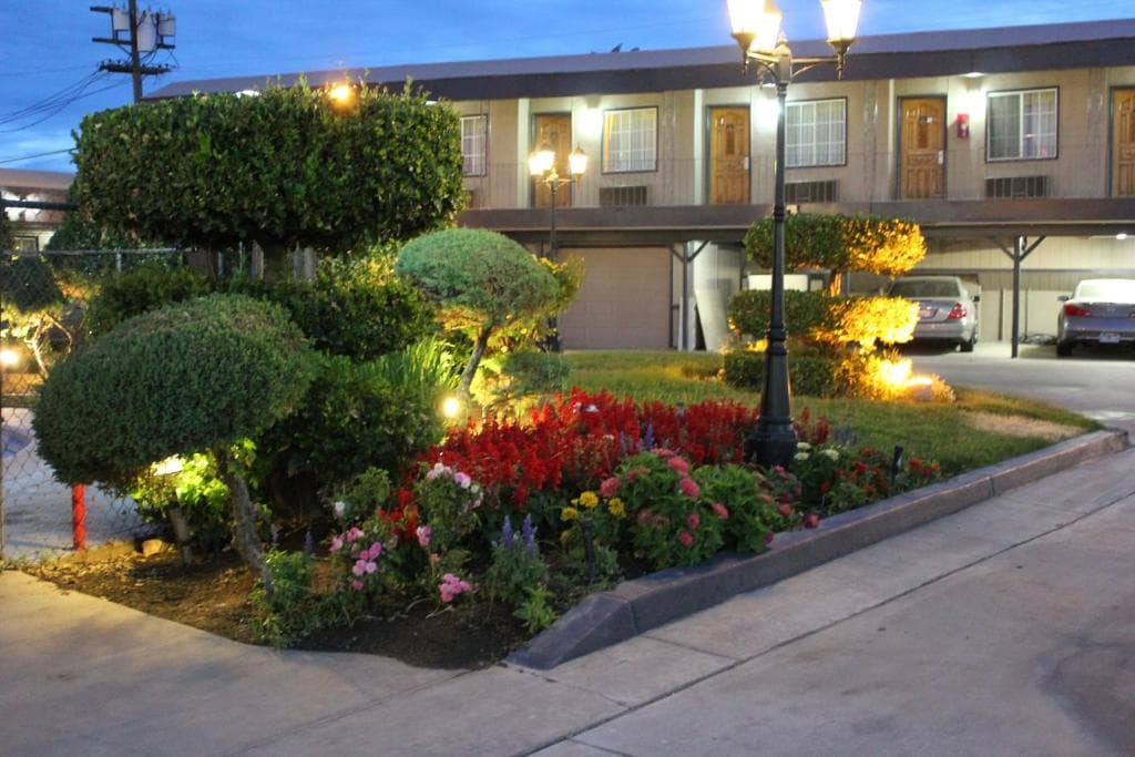 Motel Garden